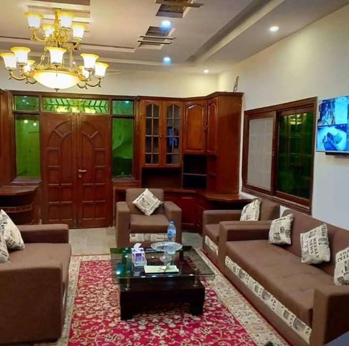 Hotel Defence Inn